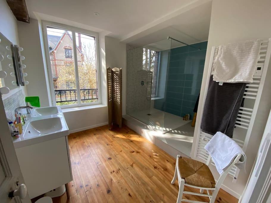 Maison Leocha Sablons-sur-Huisne Экстерьер фото